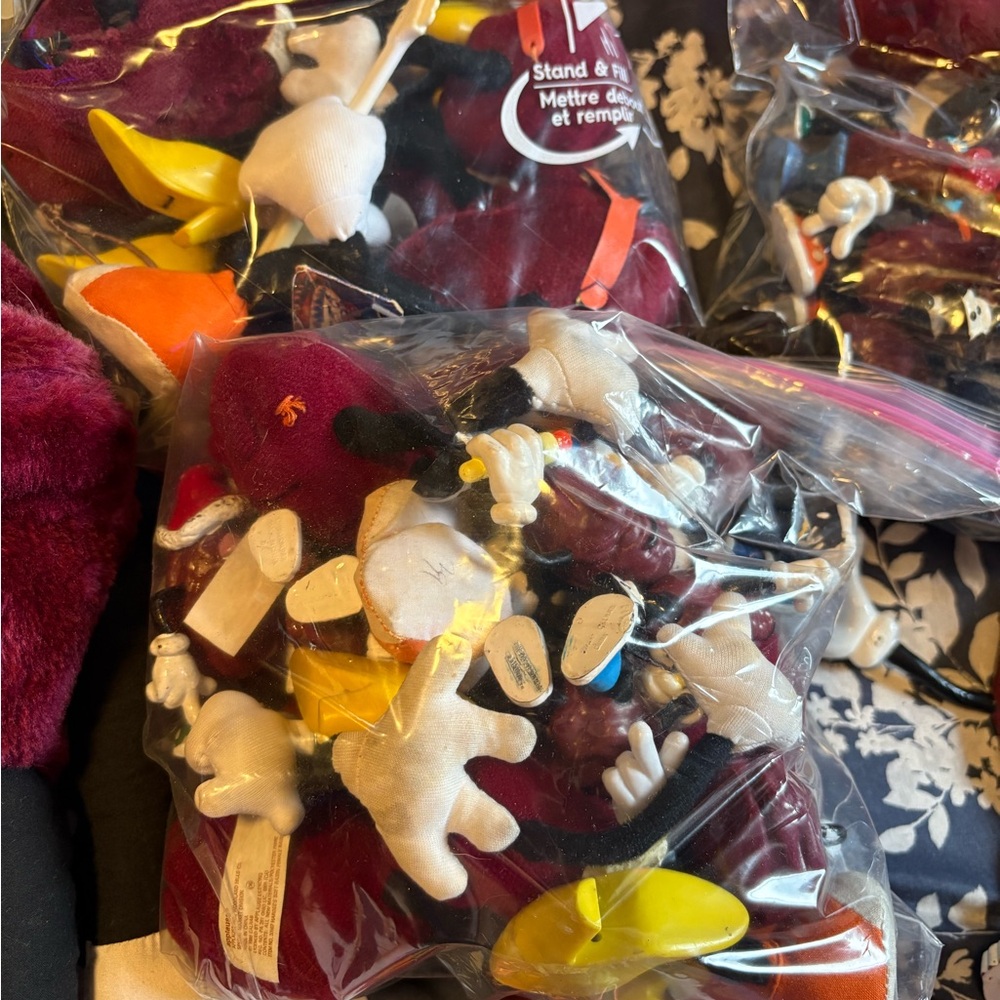 Huge ACME California Raisins collection lot - Picture 5 of 7